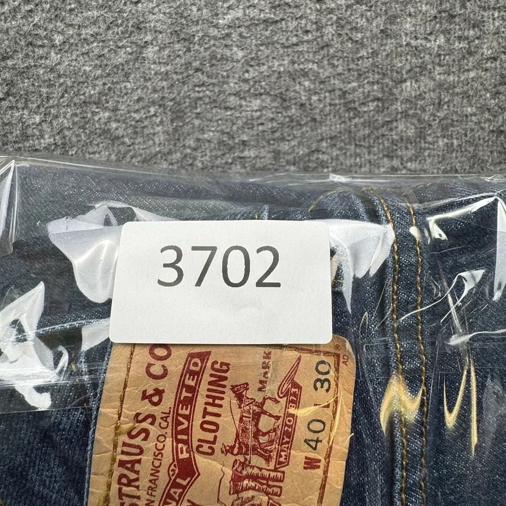 Levi's‎ 505 Regular Fit Straight Leg Blue Denim Jeans Mens Size 40x30 Distressed
